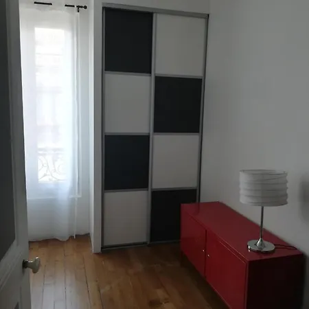 Nice Bedroom In A Duplex - Paris La Villette - Share منزل للإقامة