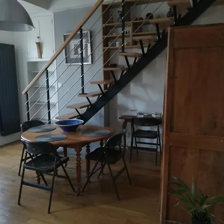 Nice Bedroom In A Duplex - Paris La Villette - Share بونتا
